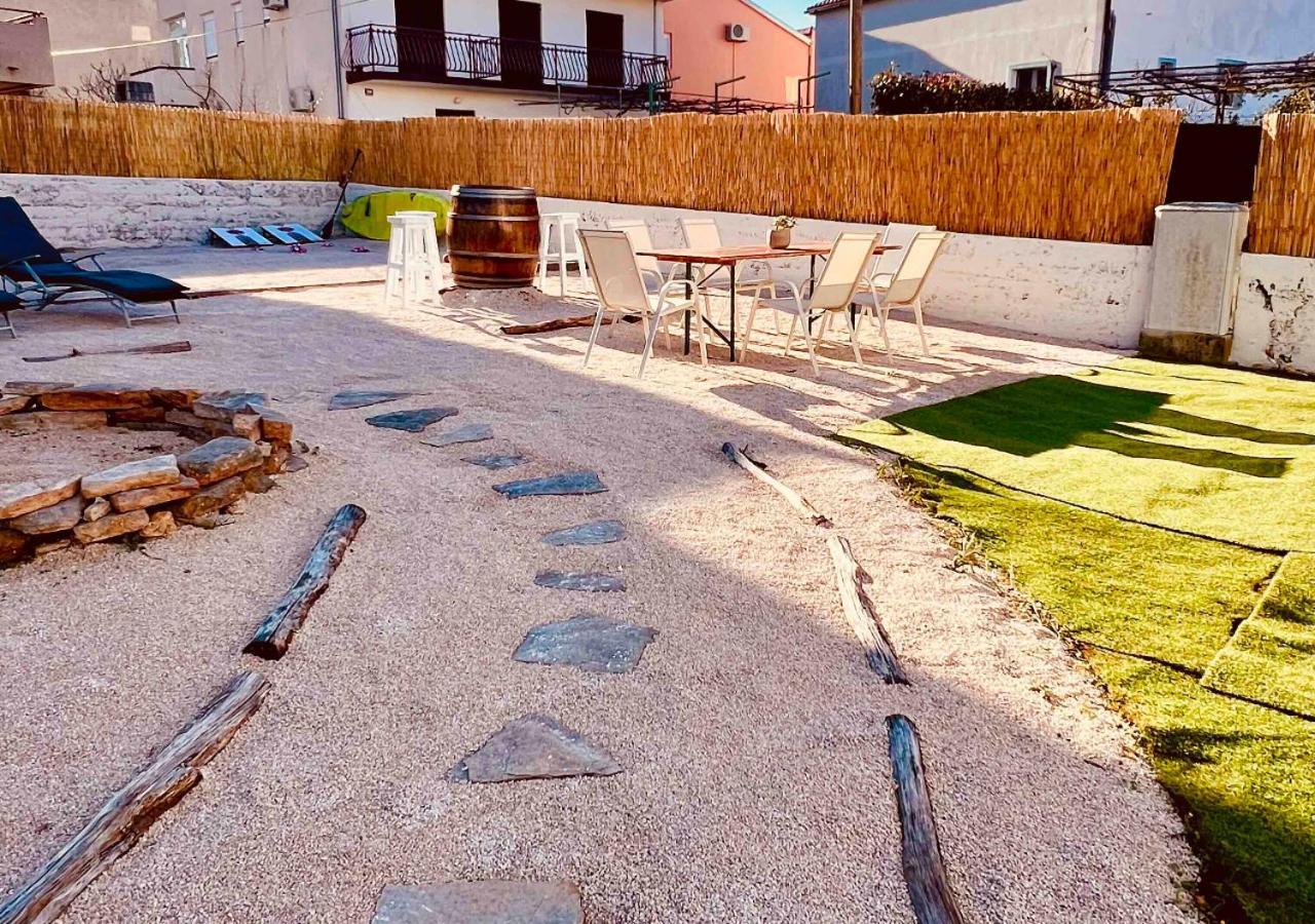 Luxury Beach Apartment W Sunset Sea Views Sibenik Exterior photo